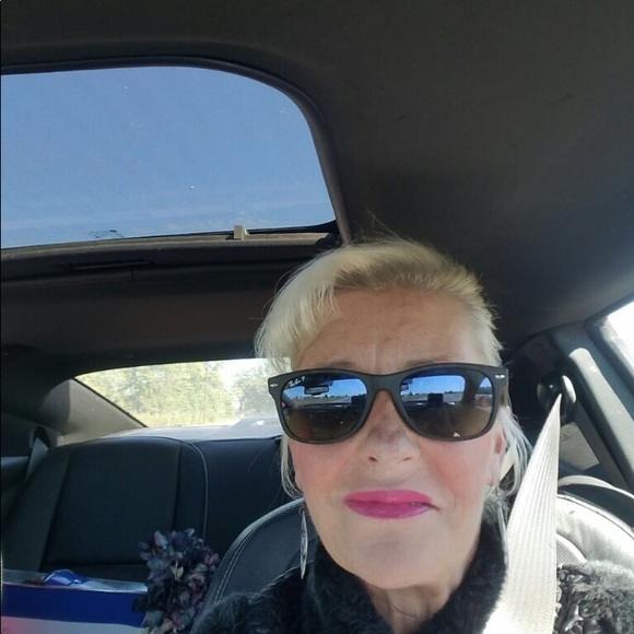 Meet your Posher, Victoria - Picture 4 of 17